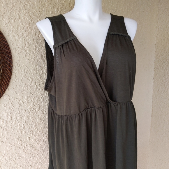 torrid OLIVE FAUX WRAP‎ BABYDOLL TANK - Picture 3 of 7